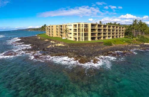 Poipu Condo | Live TOP Floor OceanFRONT. Relax & Sleep to Sounds of the Surf; AC or Tradewinds