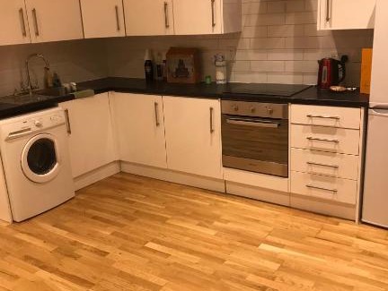 Bishopsgate Apartment | Liverpool station Apartment.
