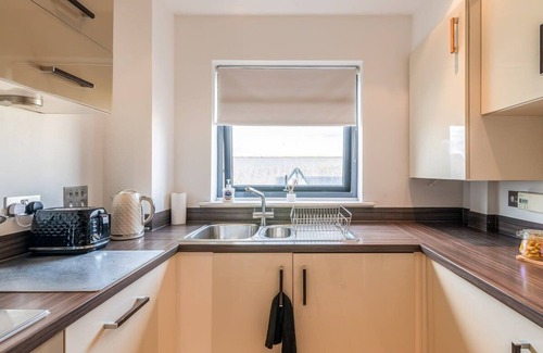 Newhaven Apartment | Livestay 2Bed 2Bath Harbourside Apt/Free Parking