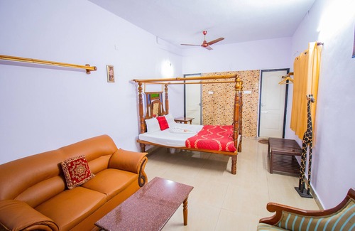 Salem Hotel | Livgrand Clifton Inn Resort, Yercaud - Residenza