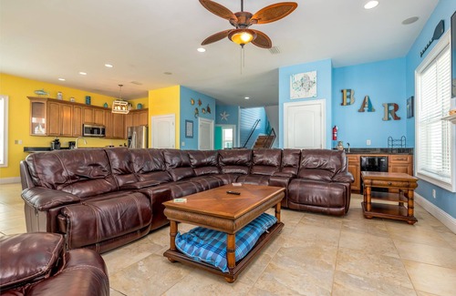 Dauphin Island House | Livin the Dream - Beachfront, 6/6, POOL, Pet Friendly, Sleeps 15