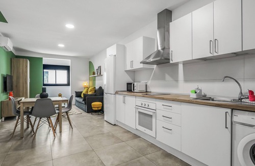 Vecindario Apartment | Living Central Stay Verol