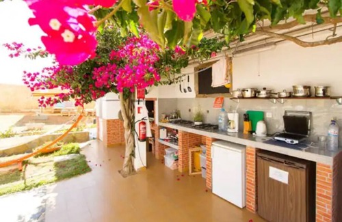 Callao House | Living Lodge Portugal - Private Beach Path, Shower