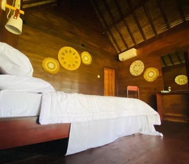 Sumbawa Barat Hotel | Living On Air