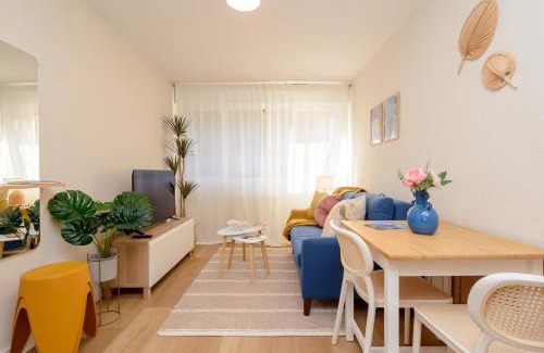 Las Campas y San Claudio Apartment | Living Urban 10