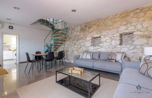 Malaga-Este Apartment | Living4malaga Seafront Duplex