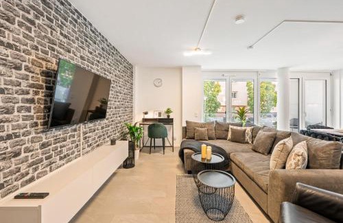 Pforzheim Apartment | LIVINGLike-Apartment - Central & Spacious with Balkony & Garage, Coffee - 103m2