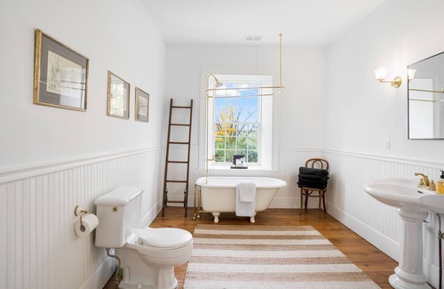 Guelph/Eramosa Other | Livingstone Farm 1860 - Luxury Stay and Experiences