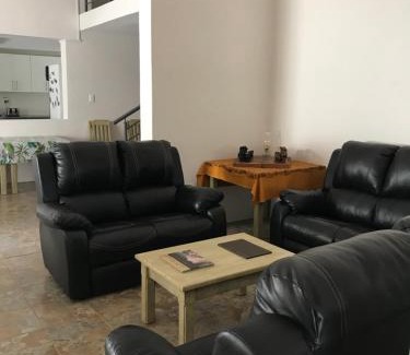 Ngomane Bed & Breakfast | Livivane Guest House