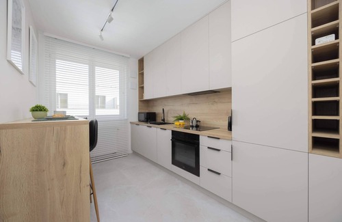 Saska Kepa Apartment | Lizbońska 5 | Warsaw | Air-conditioned Apartment | PGE
