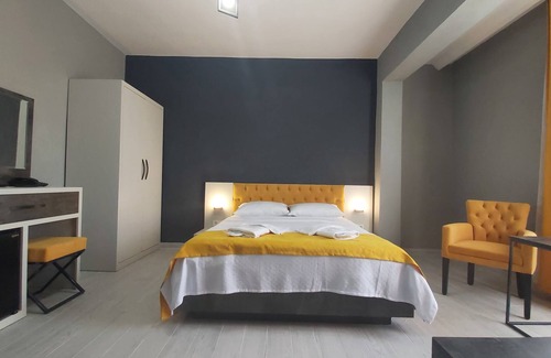 Guzelbahce Hotel | Lizbon Hotel