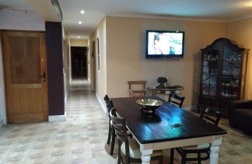 Guguletu House | Liziwe's Guest House