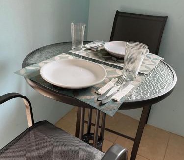 Moonhole Apartment | LJ Apartment