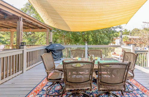 West Panama City Beach Condo | L👀K! 3 KING BEDS - Private Boat Ramp - FREE NETFLIX - Lakefront Lake Powell!