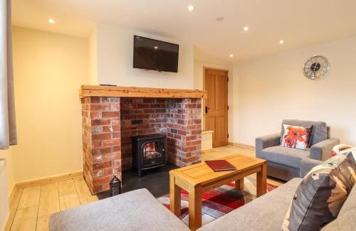 Llanwddyn House | Llety Dewi