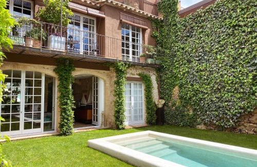 Corca House | Llimona Suites - Adults Only