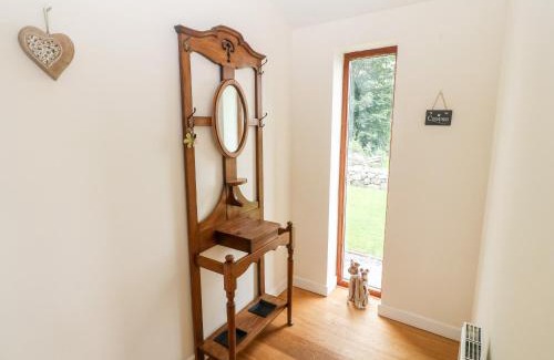 Llandwrog House | Llofft Yr Yd