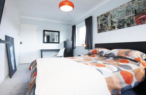 Lisvane Apartment | Llwyn Pia by N And N Stays Ltd, with Private Pool, Sauna and hot tub, perfect for relocation, workers or Your Ideal Getaway