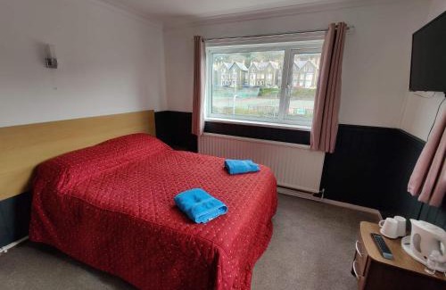 Aberystwyth House | Llwynygog Guest House