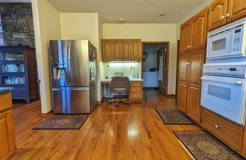 Lake Junaluska House | Llyn Blaen Upper, Lake Junaluska, Lakeside and Mountain Views, Gas FP, Central