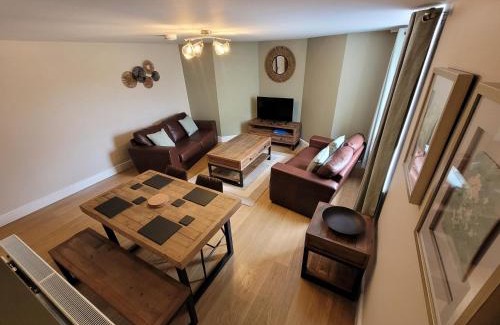 Aberaeron Apartment | Llys Bach Apartment at Llys Aeron