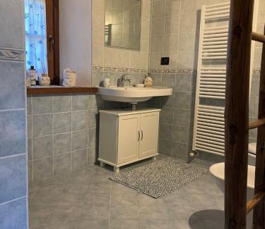 Hone House | Lo Sougnet