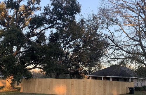Fairhope House | Lob Lolly 181 A is a Pet Friendly 1400 Sq Ft House w/6ft privacy Fence