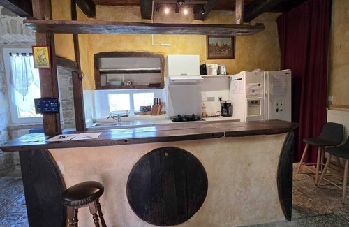 Goutrens House | Loca saiso/vac/Séjour : 120 m² in an authentic, restored farmhouse