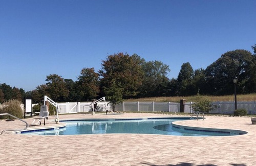 Williamsburg Resort | Local Host! 3 BR, Governor's Green -Centrally Located, Indoor/Outdoor Pools