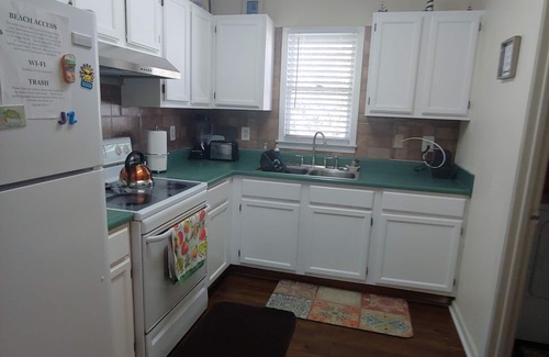 Tybee Island Apartment | Local Paradise