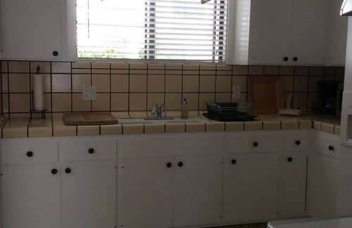 West Portal House | Local Style Living Inside the Big City! Two miles to UCSF and Golden Gate Park!