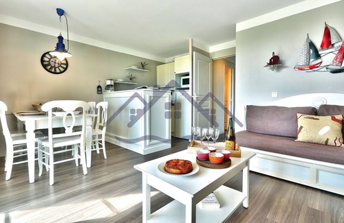 Guilvinec Apartment | LocaLise - Apartment A15 on 1st floor with sea view