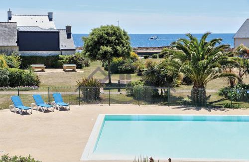 Guilvinec Apartment | LocaLise au Guilvinec - A16 - Vue sur la mer, la piscine et le jardin - Tout à pied, plages, port, centre, commerces, marché - Wifi inclus - Animaux bienvenus - Linge de lit inclus