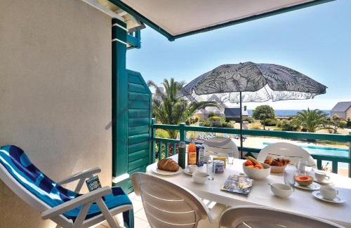 Guilvinec Apartment | LocaLise au Guilvinec - A16 - Vue sur la mer, la piscine et le jardin - Tout à pied, plages, port, centre, commerces, marché - Wifi inclus - Animaux bienvenus - Linge de lit inclus