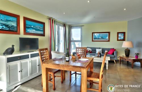 Guilvinec Apartment | LocaLise - D80 - La villa Blanche - Côté plage - 2ème étage - Wifi inclus - Draps inclus - Animaux bienvenus