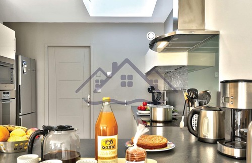 Guilvinec House | LocaLise - Little Ty Awenïg in the heart of Le Guilvinec, all on foot