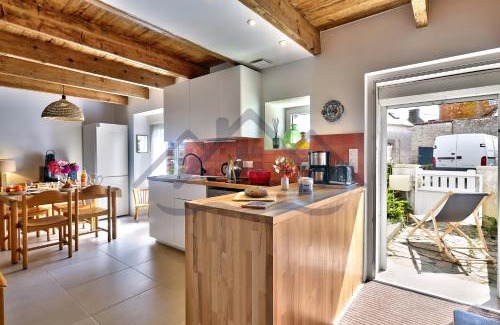 Guilvinec House | LocaLise - M6B - Ty pompon, - Maison de vacances dans le centre du Guilvinec - extérieur clos - wifi inclus - animaux bienvenus - à deux pas des plages et du port du Guilvinec