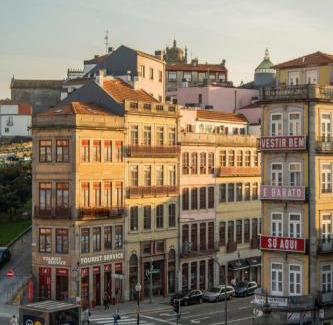 Centro / Baixa Apartment | Locally Yours São Bento Apartments