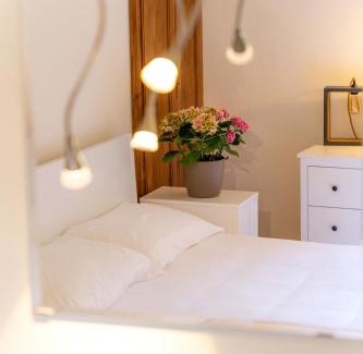 Mandello del Lario Hotel | Locanda Alberti