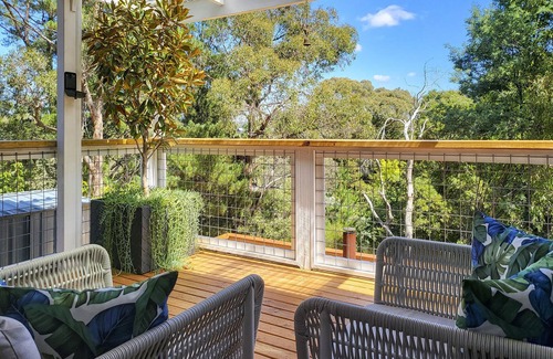 Hepburn Springs Cottage | Locarno Cottage at Hepburn Mineral Springs Reserve