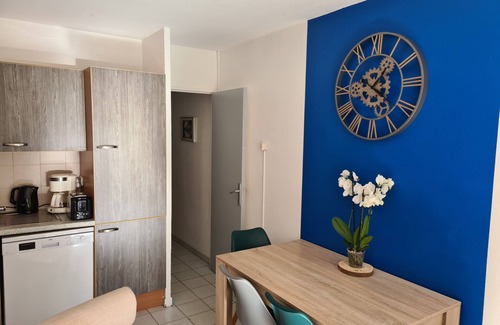 Vallauris Apartment | Located close to everything