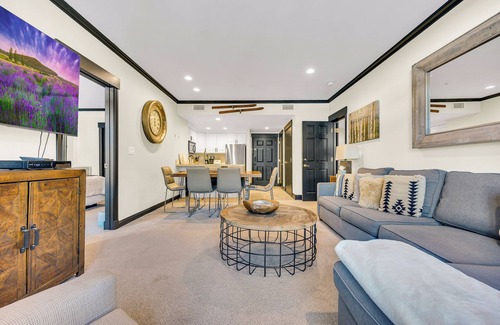 Downtown Park City Condo | Located directly on Main Street and 1/2 block from Town Lift! Recently updated and cozy as can be!
