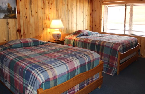 Alpine Apartment | Located in beautiful Alpine, AZ at the historic Tal-wi-wi lodge.