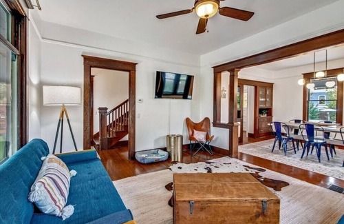 McMinnville House | Located in Downtown Mac | Dog Friendly | Firepit