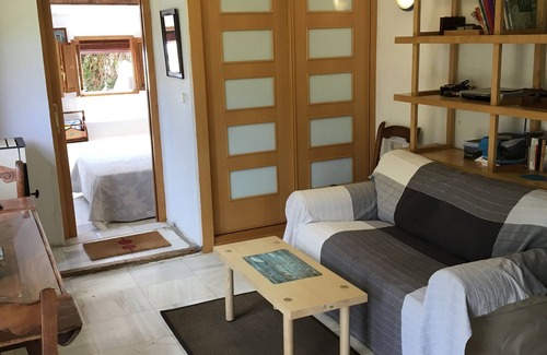 Churriana Cottage | Located in the middle of nature, facing the sea and with its return to the Sierra de Churrian