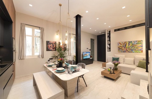 Heraklion House | Located in the Heart of Heraklion, combining Elegance & Modern Luxury.