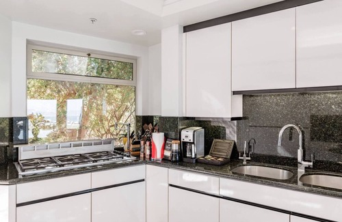 Marina District House | Located on Marina blvd