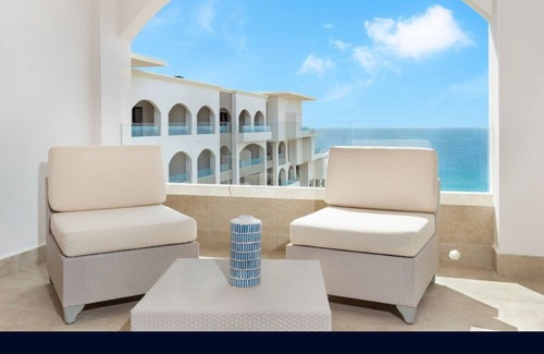 El Rosarito Resort | Located on Tequila Cove Beach