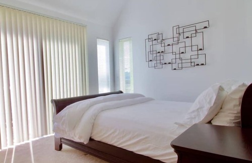 Old Ballard Condo | Located one block away from Ballard's Market Street.