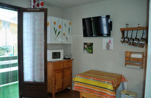 Le Lauzet-Ubaye Apartment | location 4 pers Angélique t 2 résidence les bords du lac lac